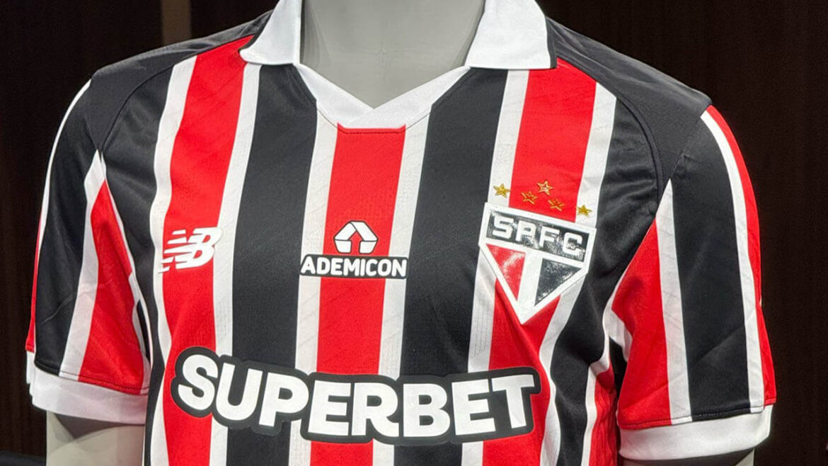 Camisa listrada do São Paulo FC 2026 New Balance