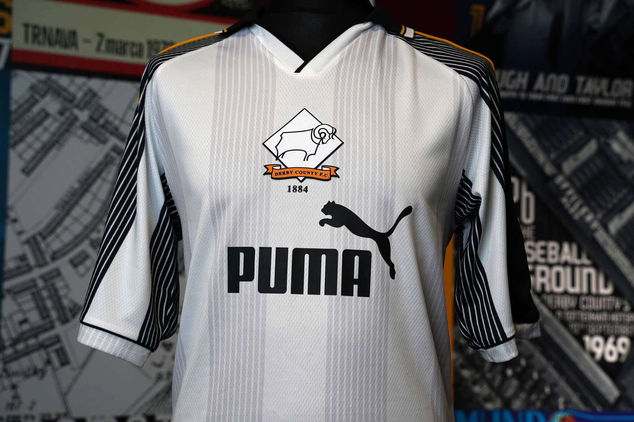Derby County Camisa retrô 1995-1996 PUMA 3
