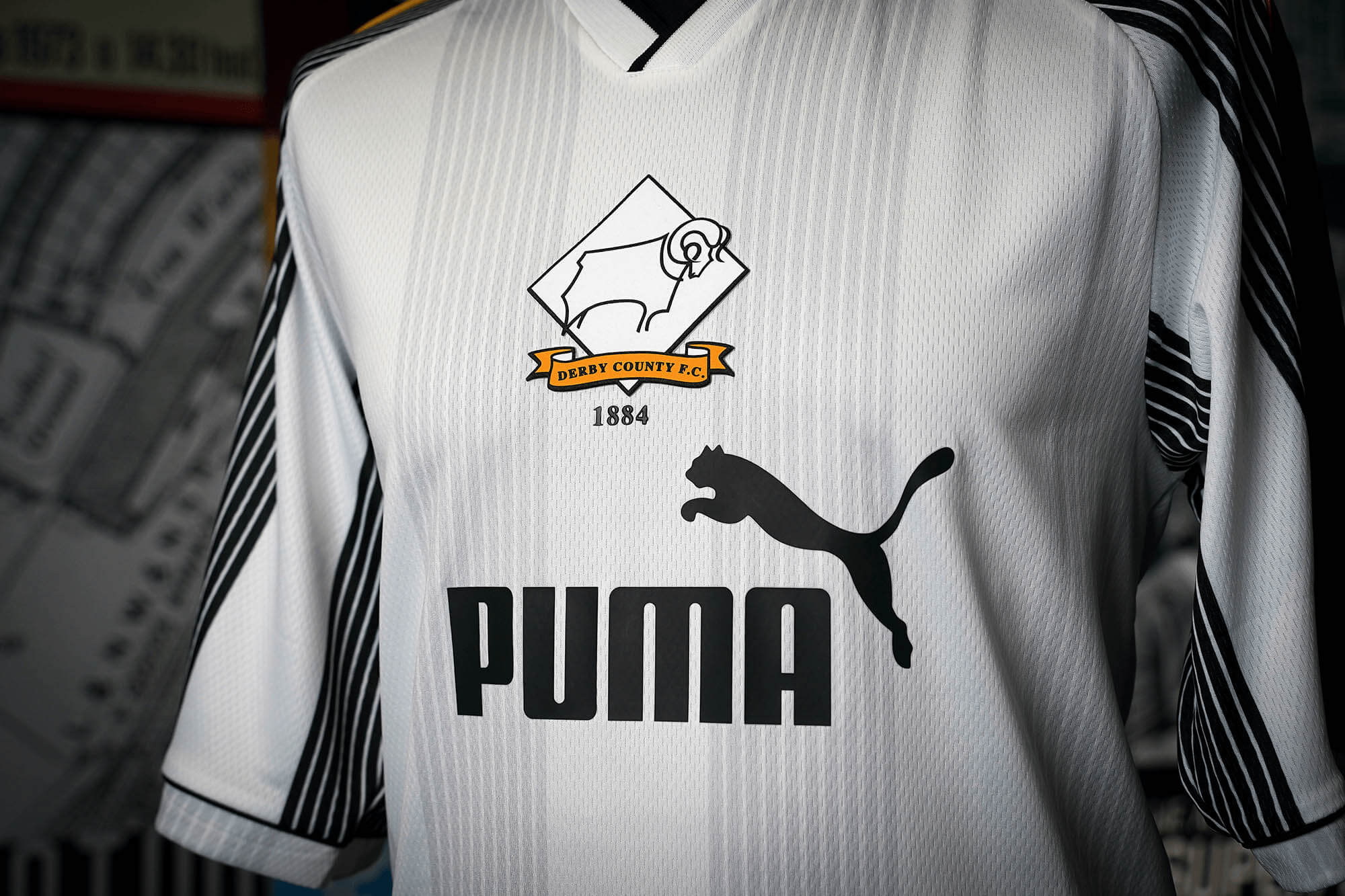 Derby County Camisa retrô 1995-1996 PUMA 