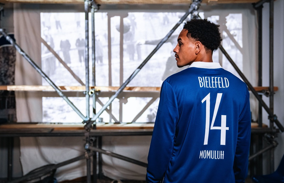 camisa 100 anos estádio arminia bielefeld 2026 umbro