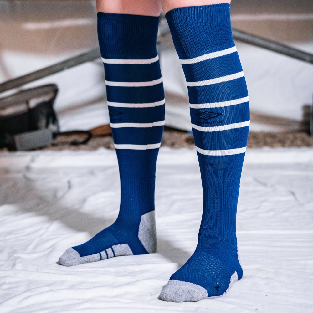 camisa 100 anos estádio arminia bielefeld 2026 umbro