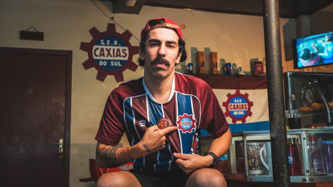 Terceira camisa tricolor do SER Caxias 2026 Catê