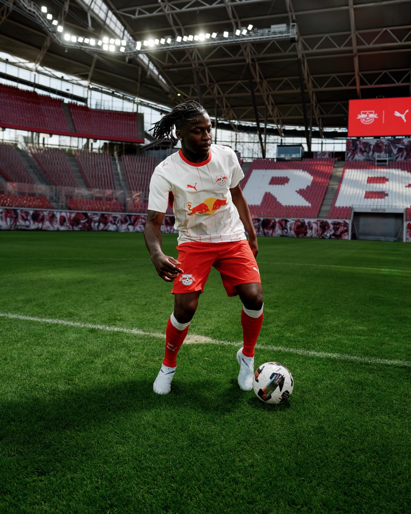 camisa titular rb leipzig 2026-2027 PUMA