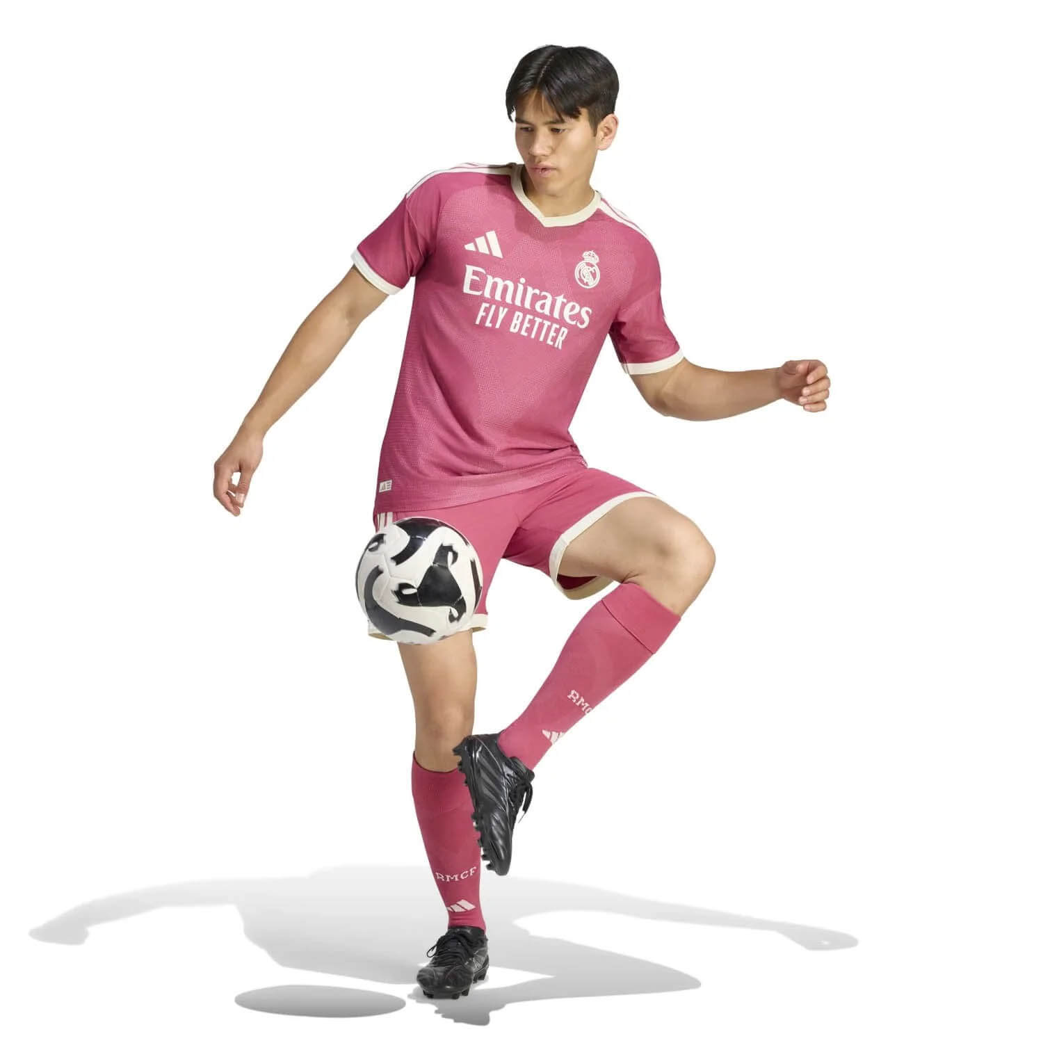 Terceira camisa do Real Madrid 2026-2027 adidas