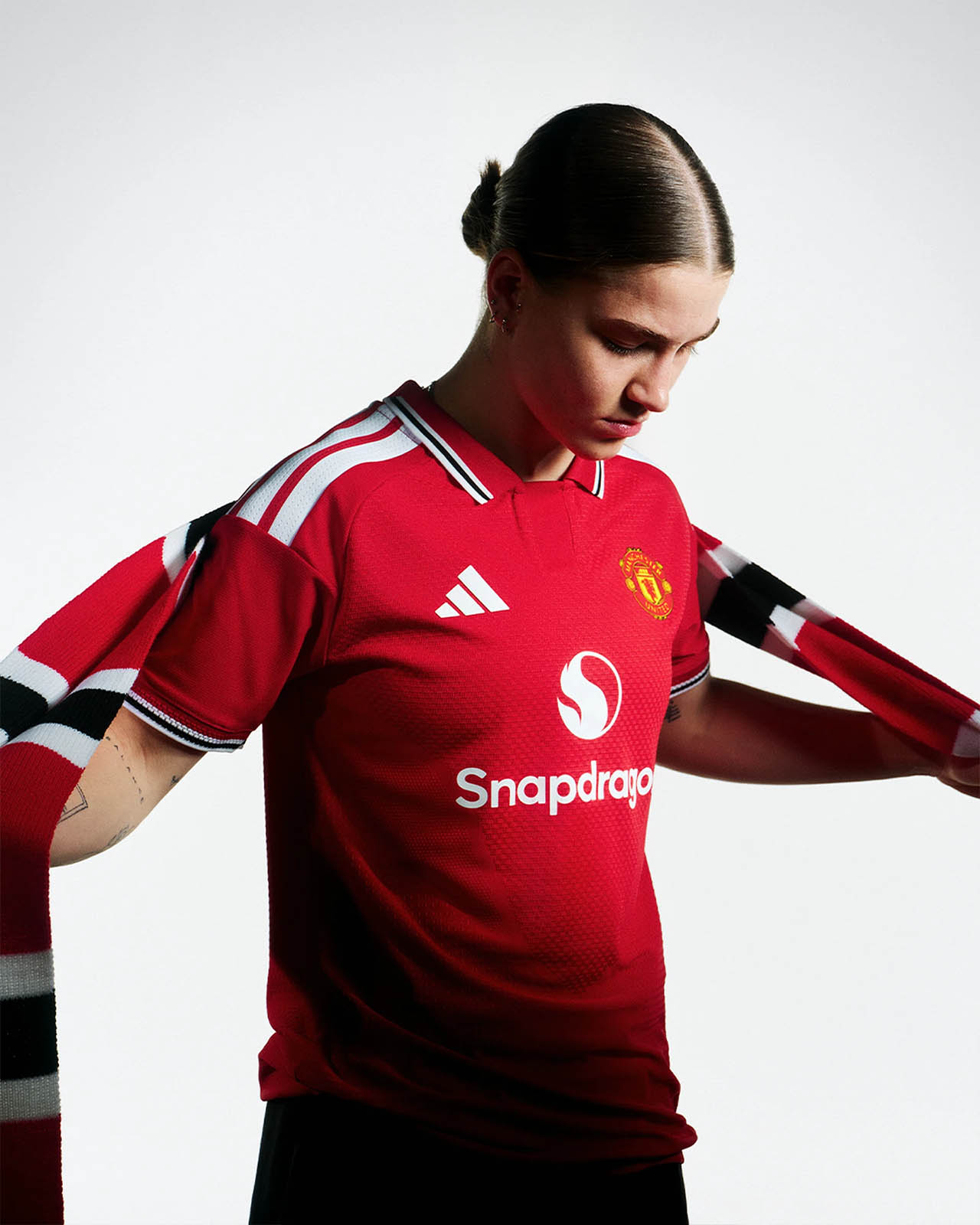 Camisa titular do Manchester United 2026-2027 adidas
