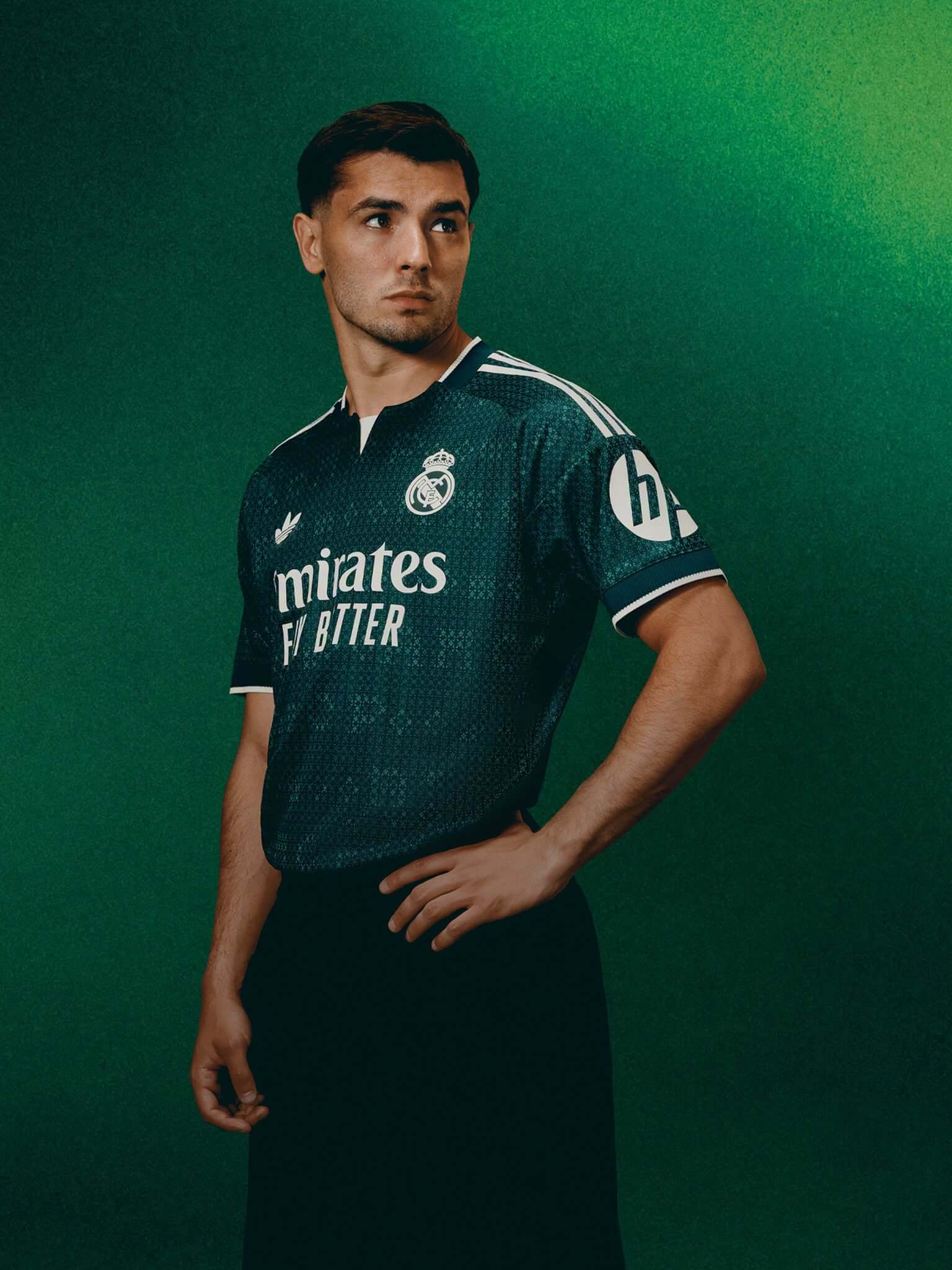 Camisa reserva do Real Madrid 2026-2027 adidas