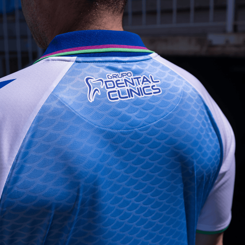 camisa titular malaga 2026-2027 hummel