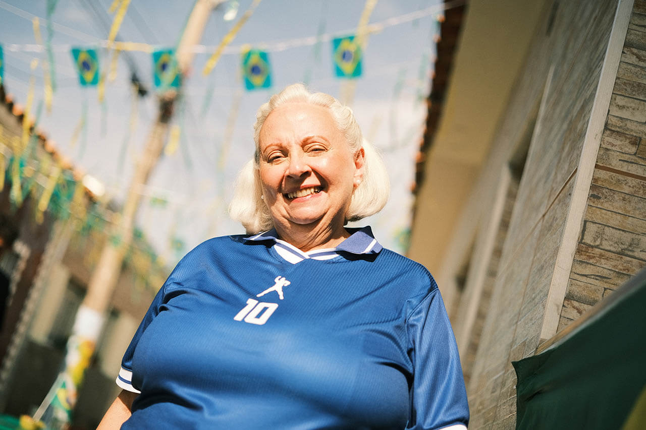 Athleta e Pelé apresentam coleção especial que celebra o legado do Rei do Futebol
