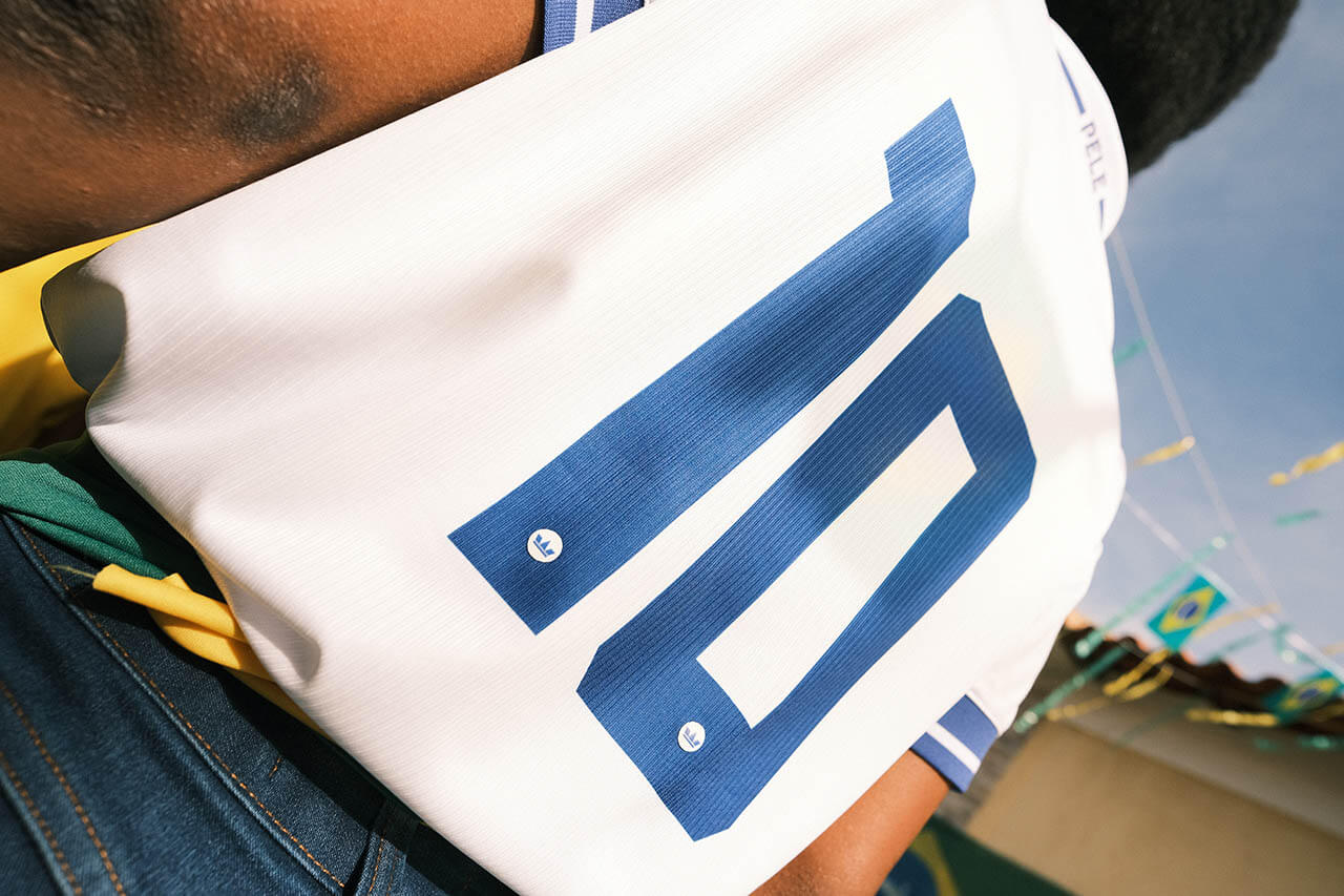 Athleta e Pelé apresentam coleção especial que celebra o legado do Rei do Futebol