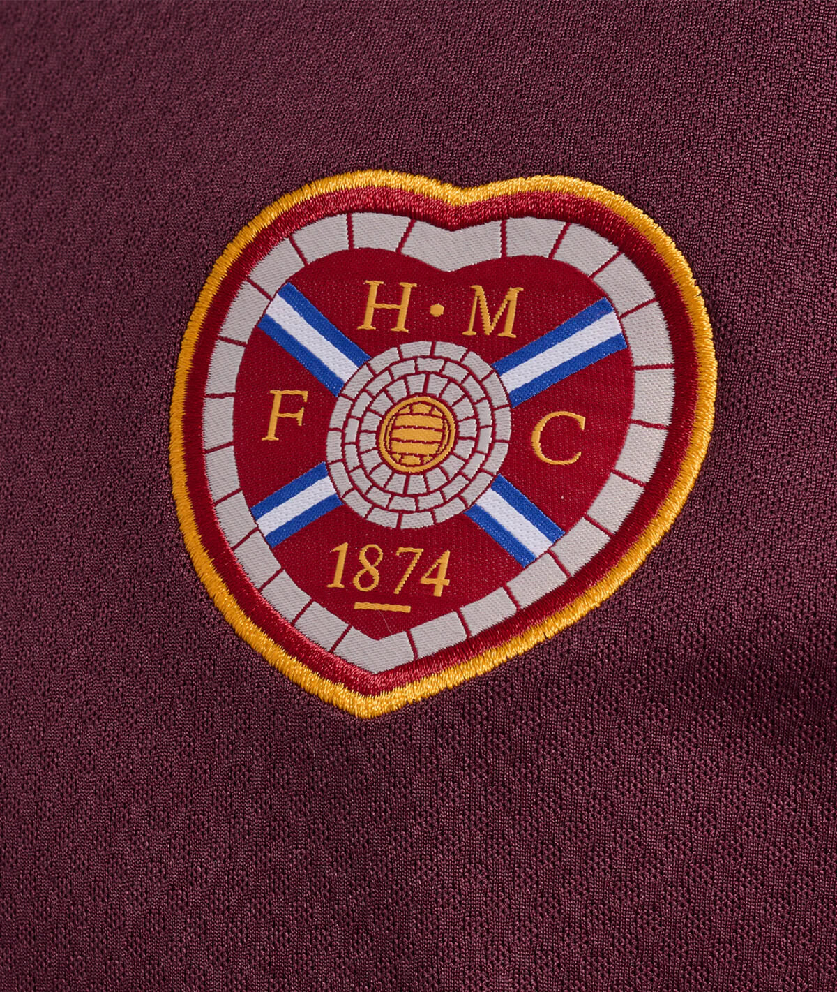 camisa titular hearts 2026-2027 hummel