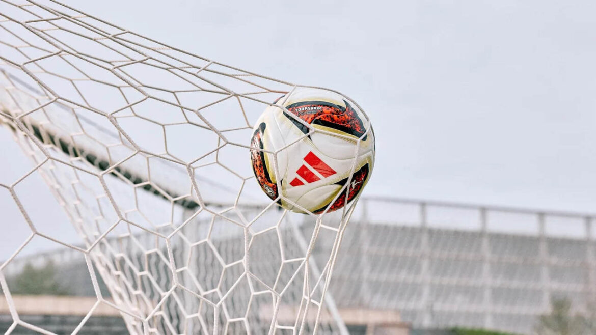 Bola Bundesliga Torfabrik 2026-2027 adidas