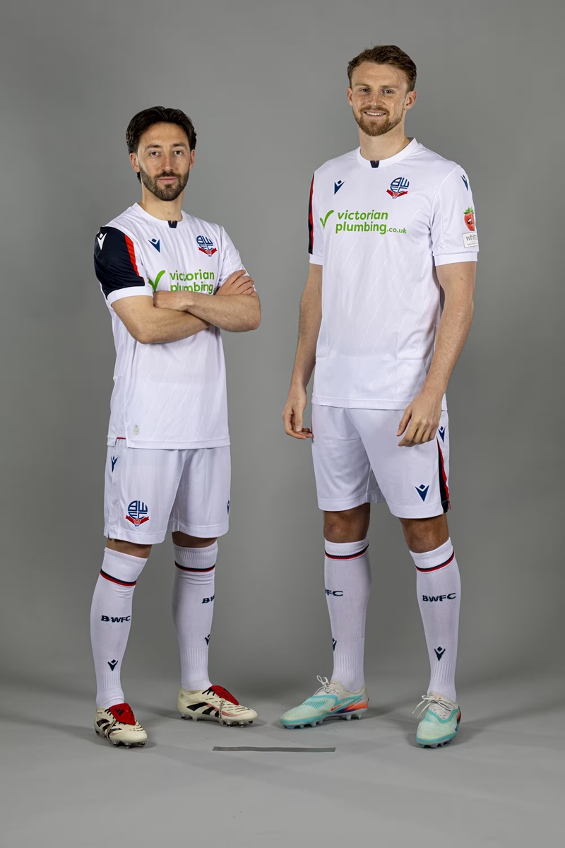 camisa titular bolton 2026-2027