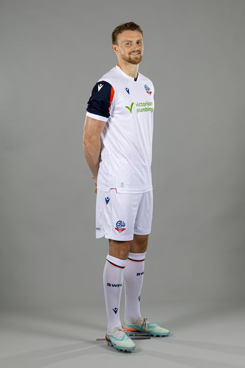 camisa titular bolton 2026-2027
