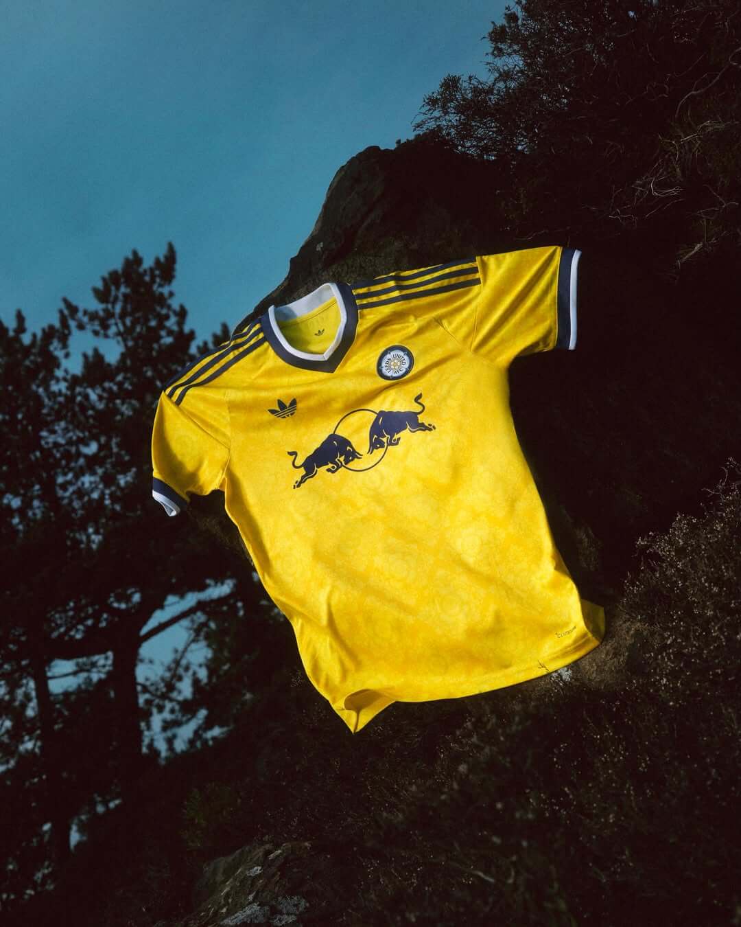Camisa reserva do Leeds United 2026-2027 adidas