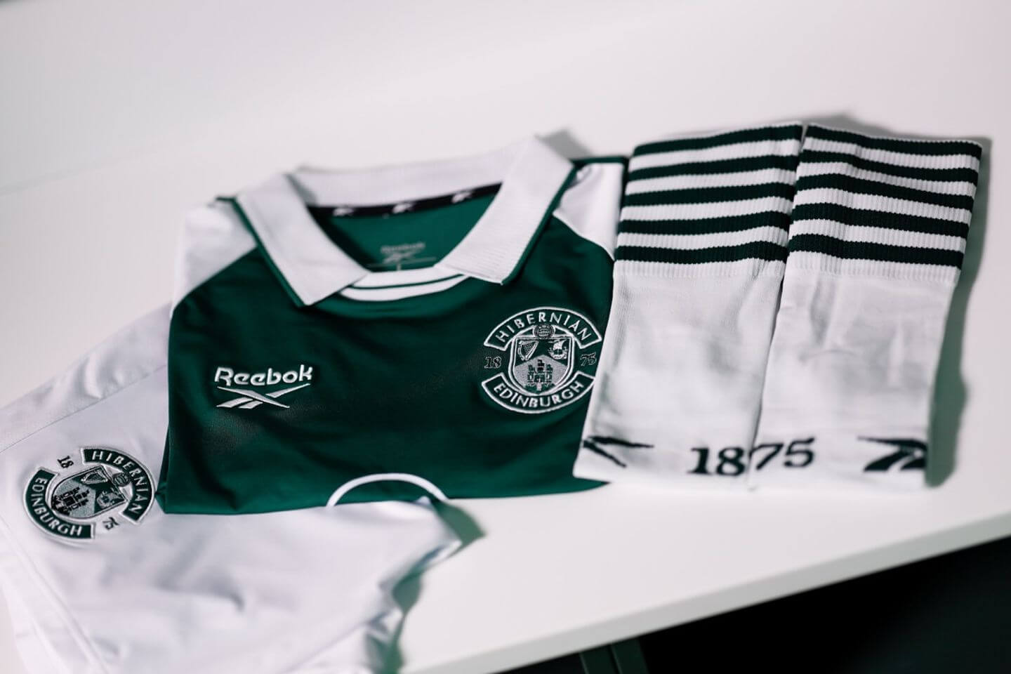 Camisa titular do Hibernian FC 2026-2027 Reebok