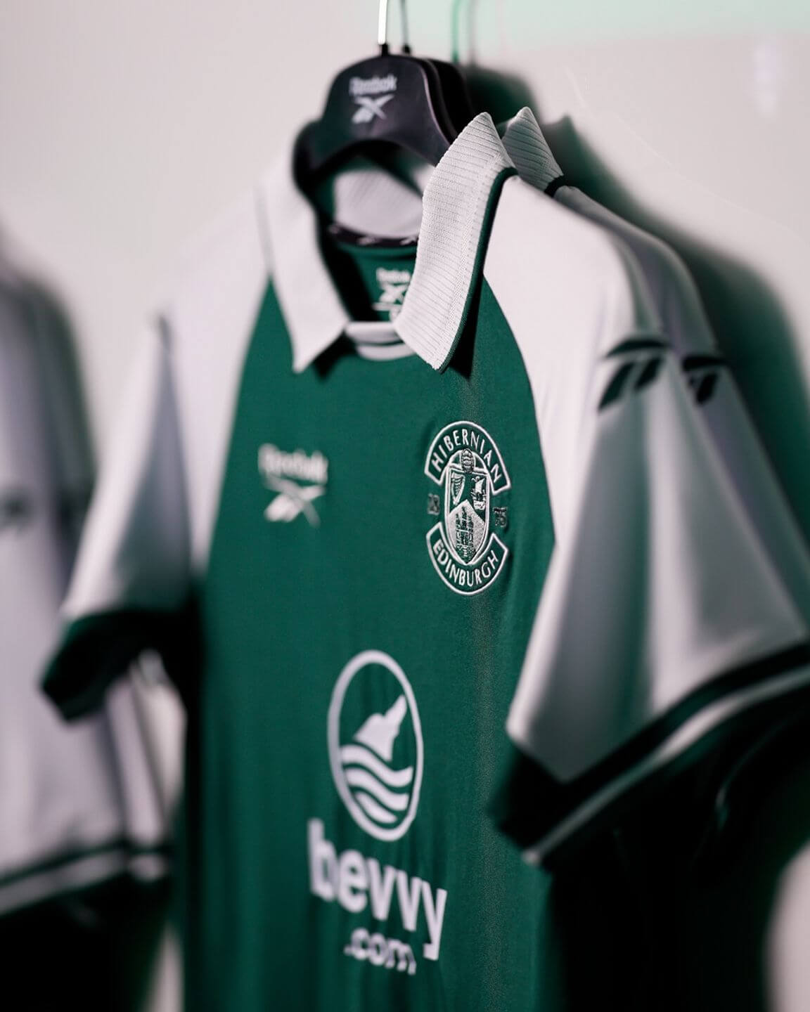 Camisa titular do Hibernian FC 2026-2027 Reebok