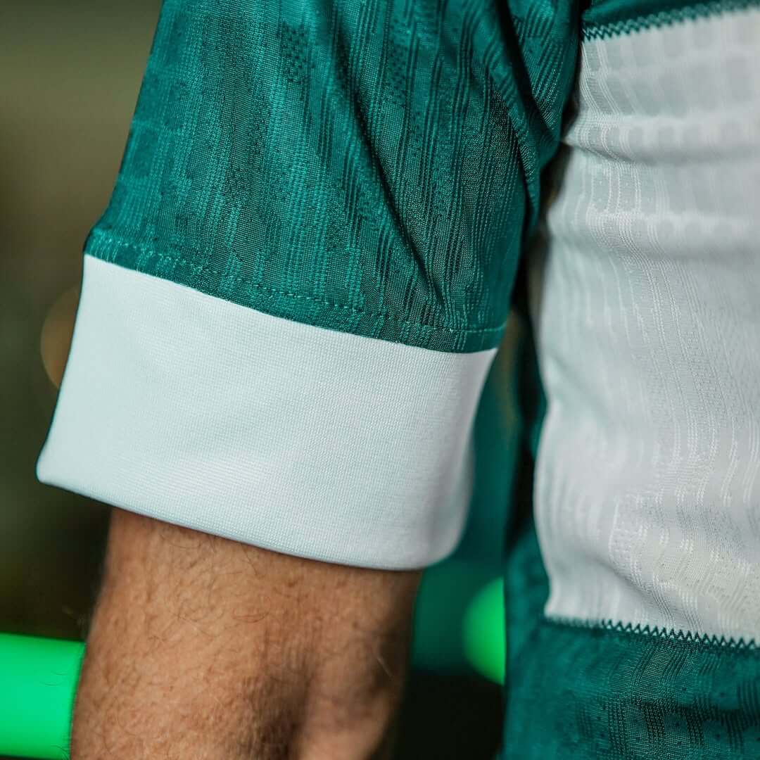 Compre aqui na adidas

Compre aqui na Netshoes

Compre aqui na FutFanatics

Terceira camisa do EC Juventude 2026-2027 19Treze