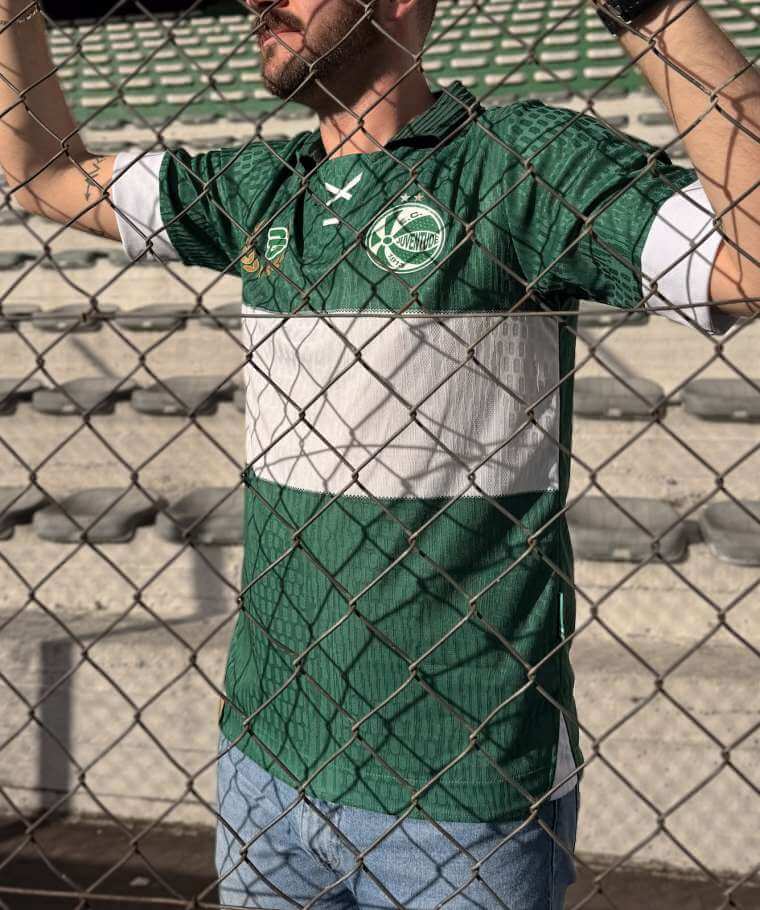 Compre aqui na adidas

Compre aqui na Netshoes

Compre aqui na FutFanatics

Terceira camisa do EC Juventude 2026-2027 19Treze