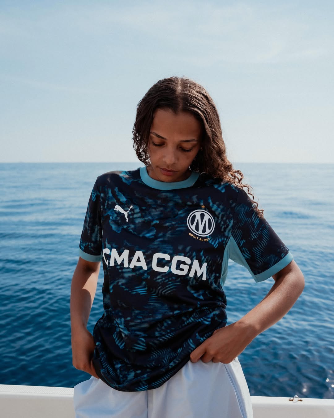 Olympique de Marseille e PUMA lançam nova camisa reserva 2026-2027