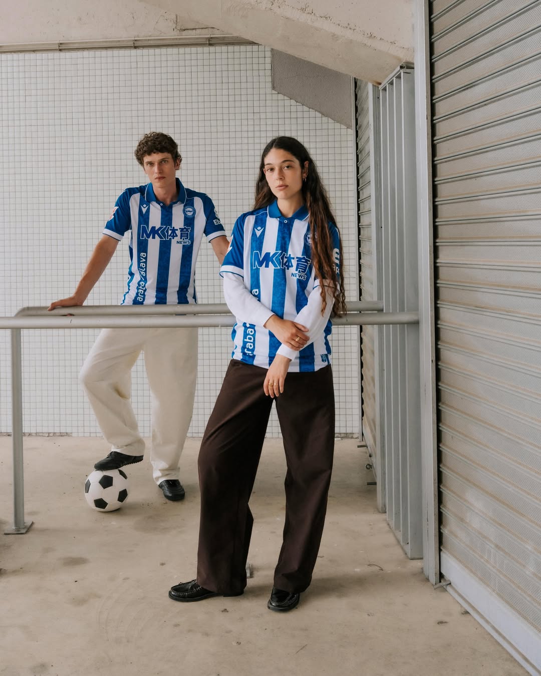 camisa titular alaves 2026-2027 macron