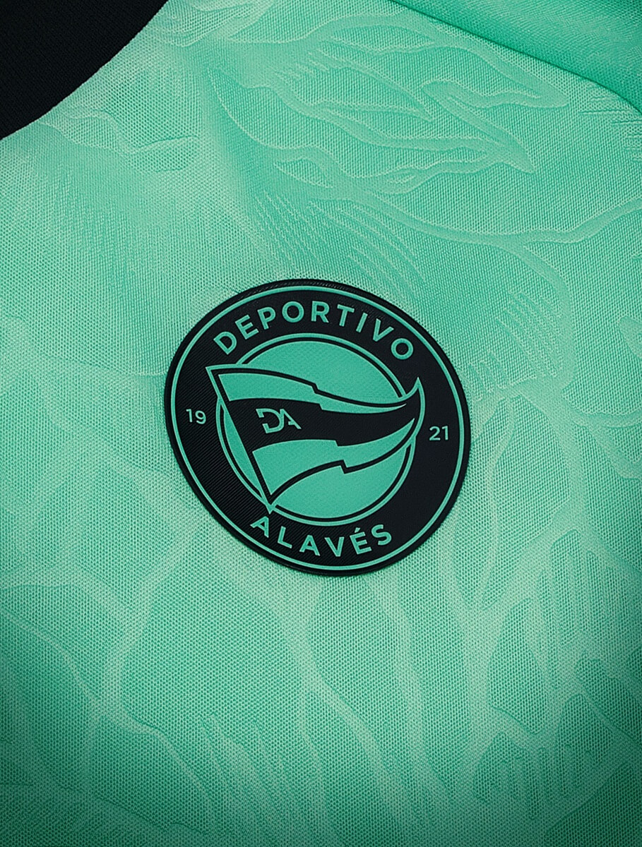 Terceira camisa do Deportivo Alavés 2026-2027 Macron