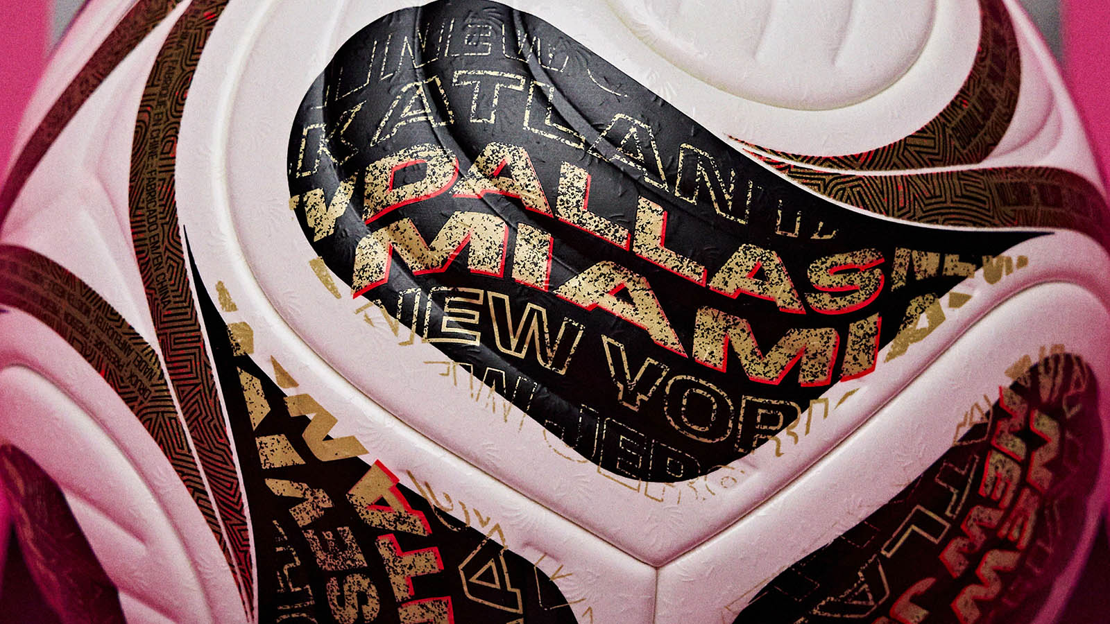 adidas revela a TRIONDA FINAL, bola das fases decisivas da Copa do Mundo 2026