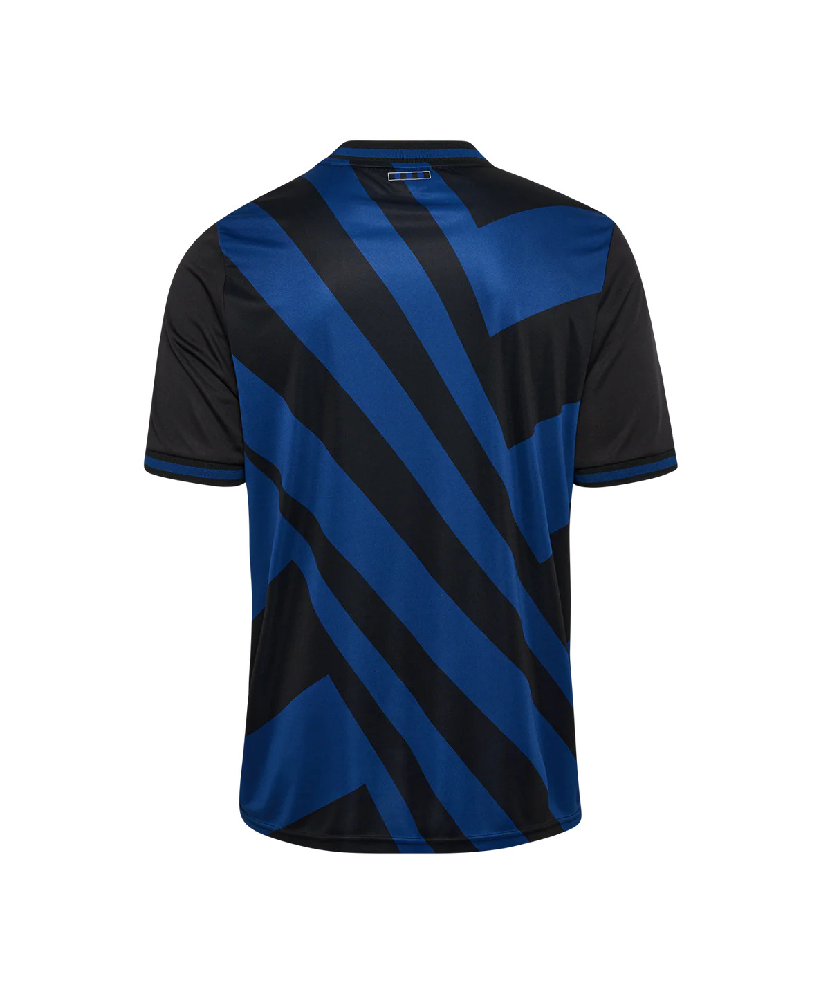 Terceira camisa hearts 2026-2027 hummel