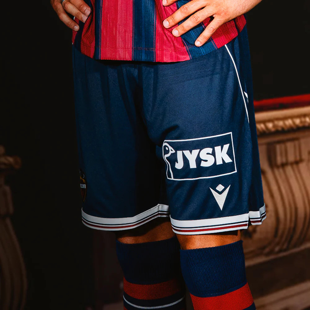 Camisas do Levante 2026-2027 Macron