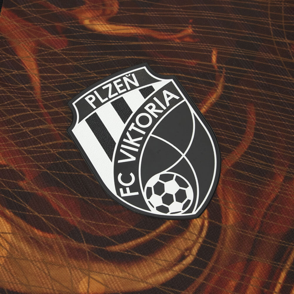Camisa reserva do Viktoria Plzen 2026-2027 Macron