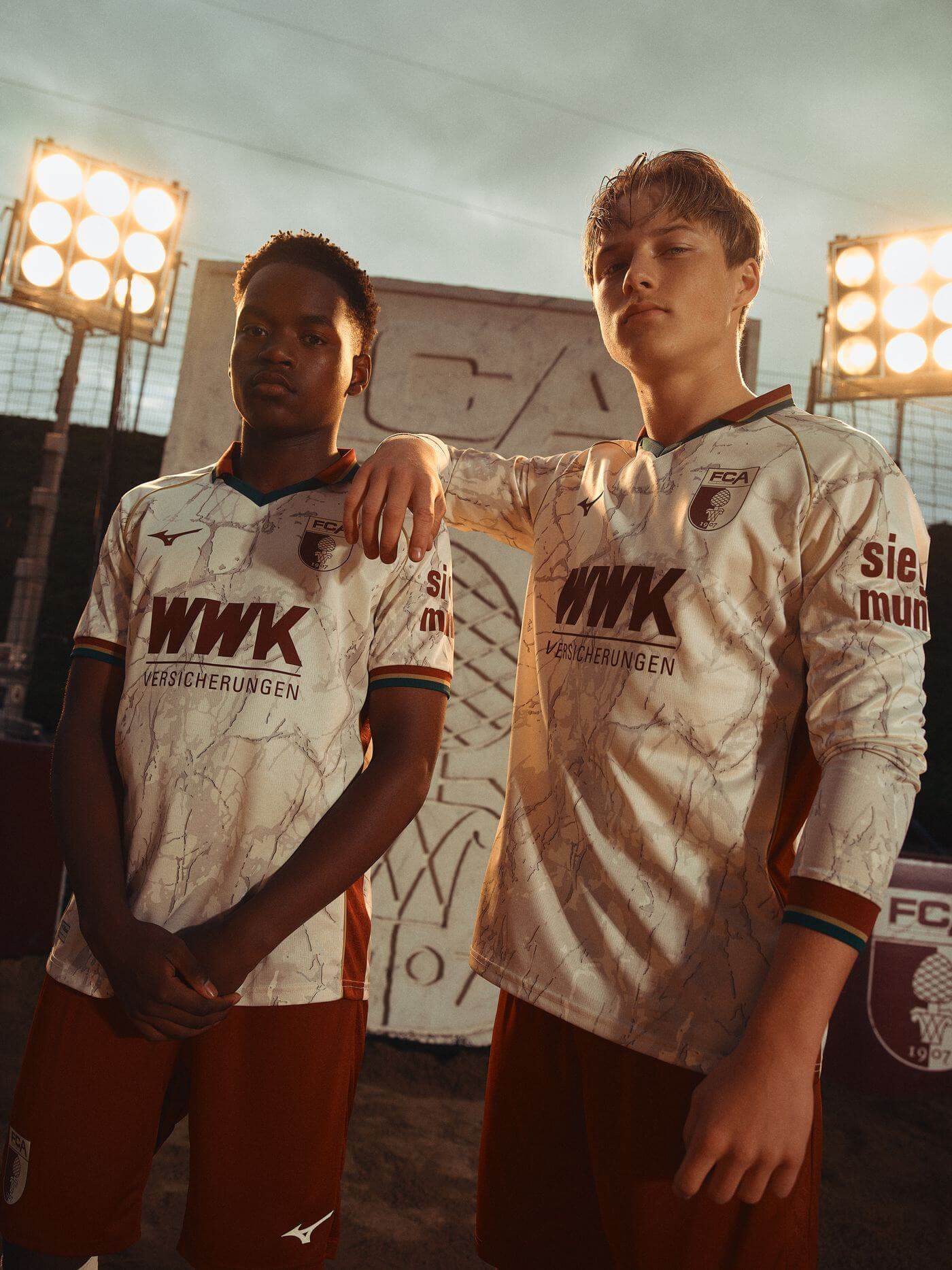 Camisa titular do FC Augsburg 2026-2027 Mizuno