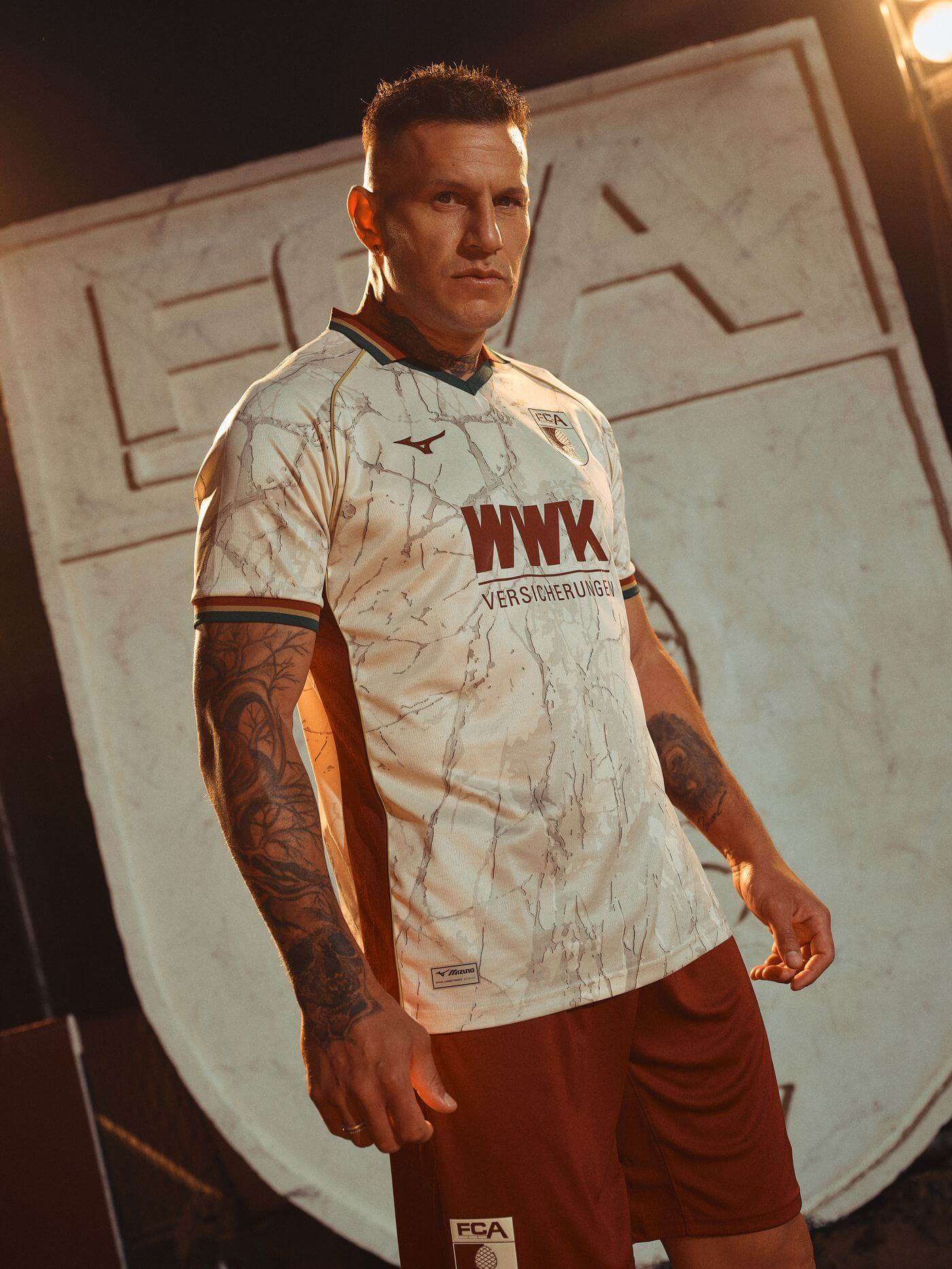Camisa titular do FC Augsburg 2026-2027 Mizuno