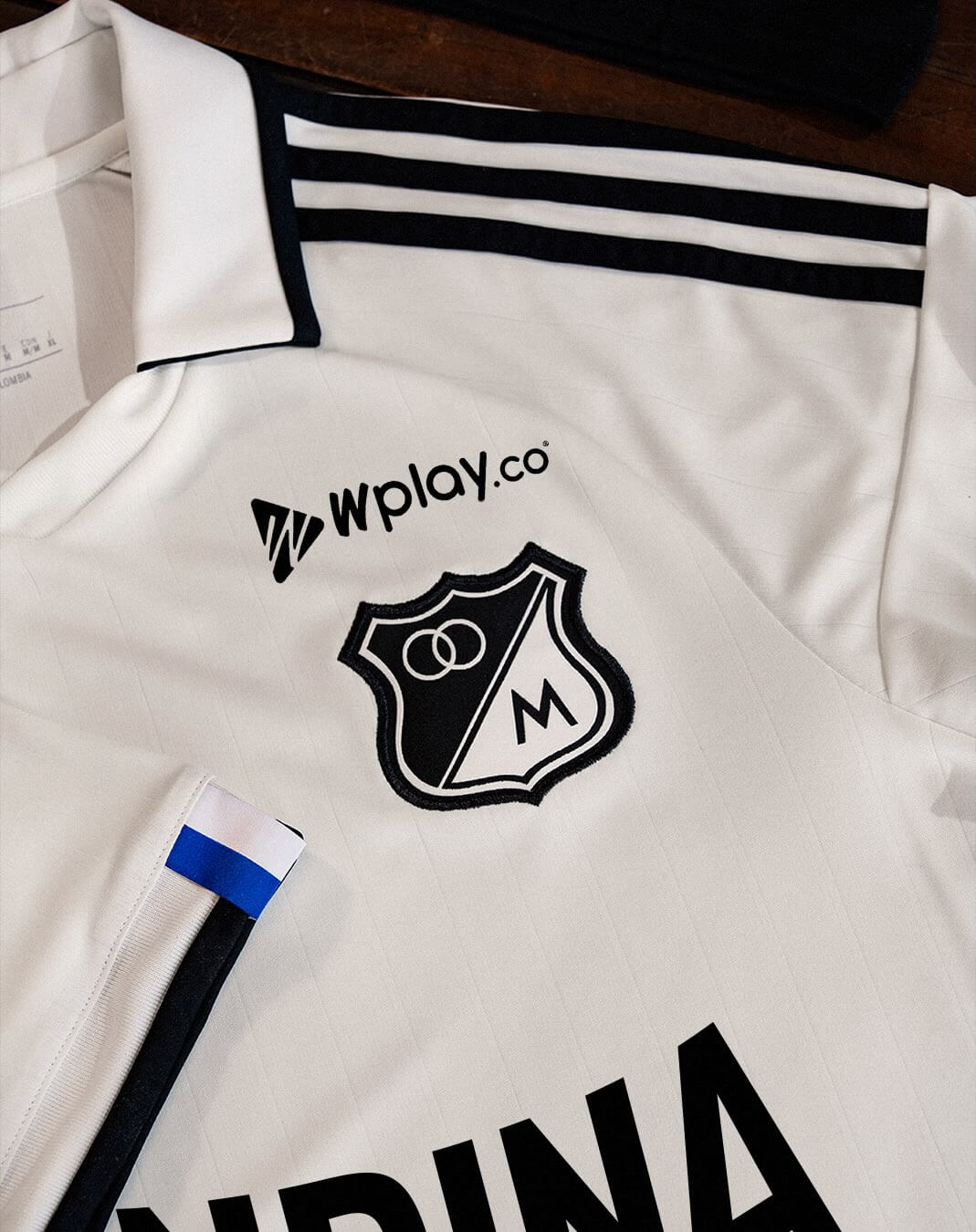 Camisa dos 80 anos do Millonarios 2026 adidas