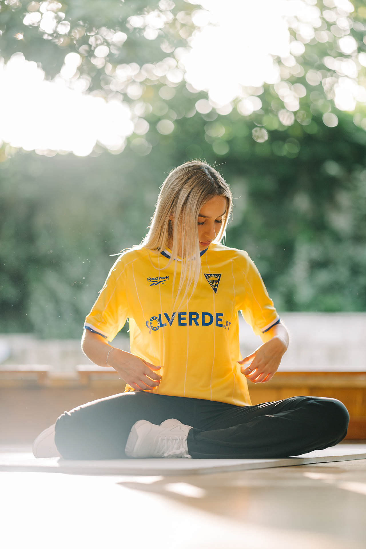 Camisa titular do Estoril Praia 2026-2027 Reebok