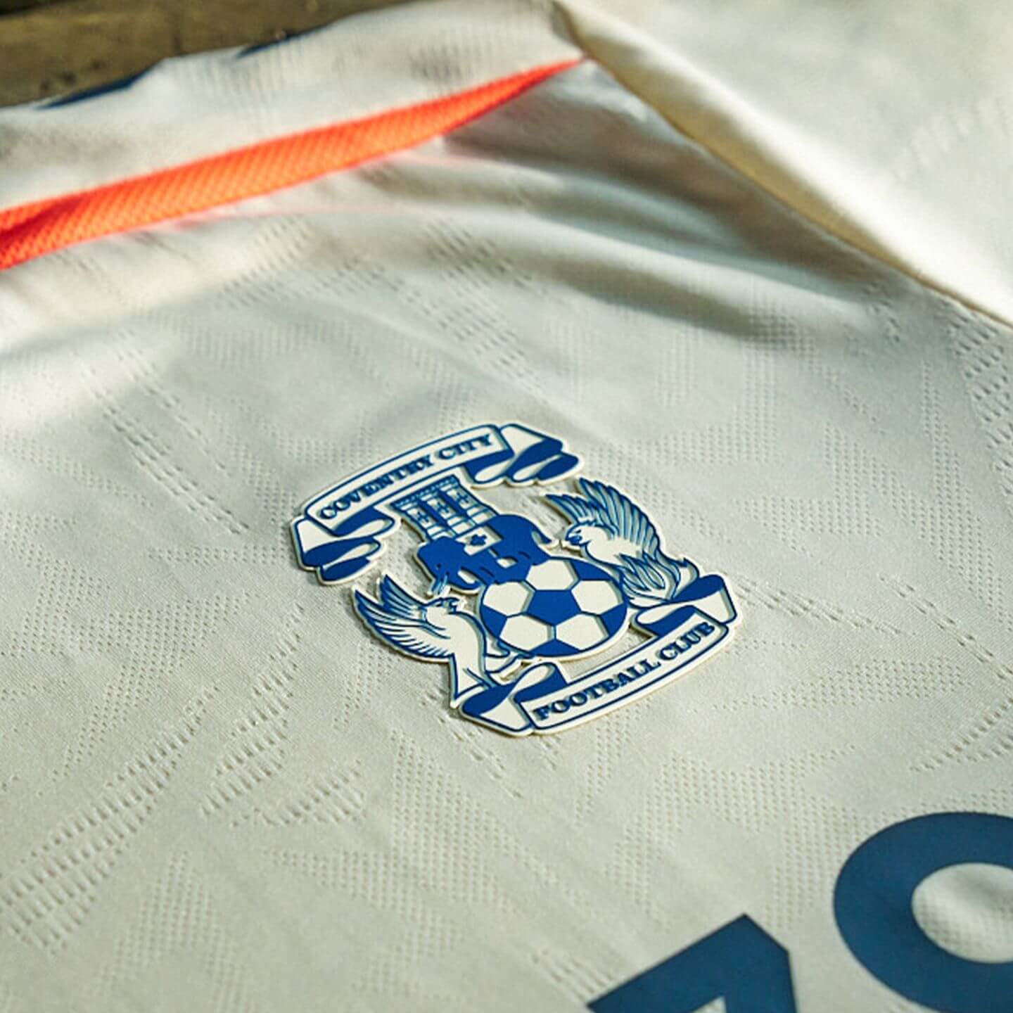 Camisa reserva do Coventry City 2026-2027 Hummel