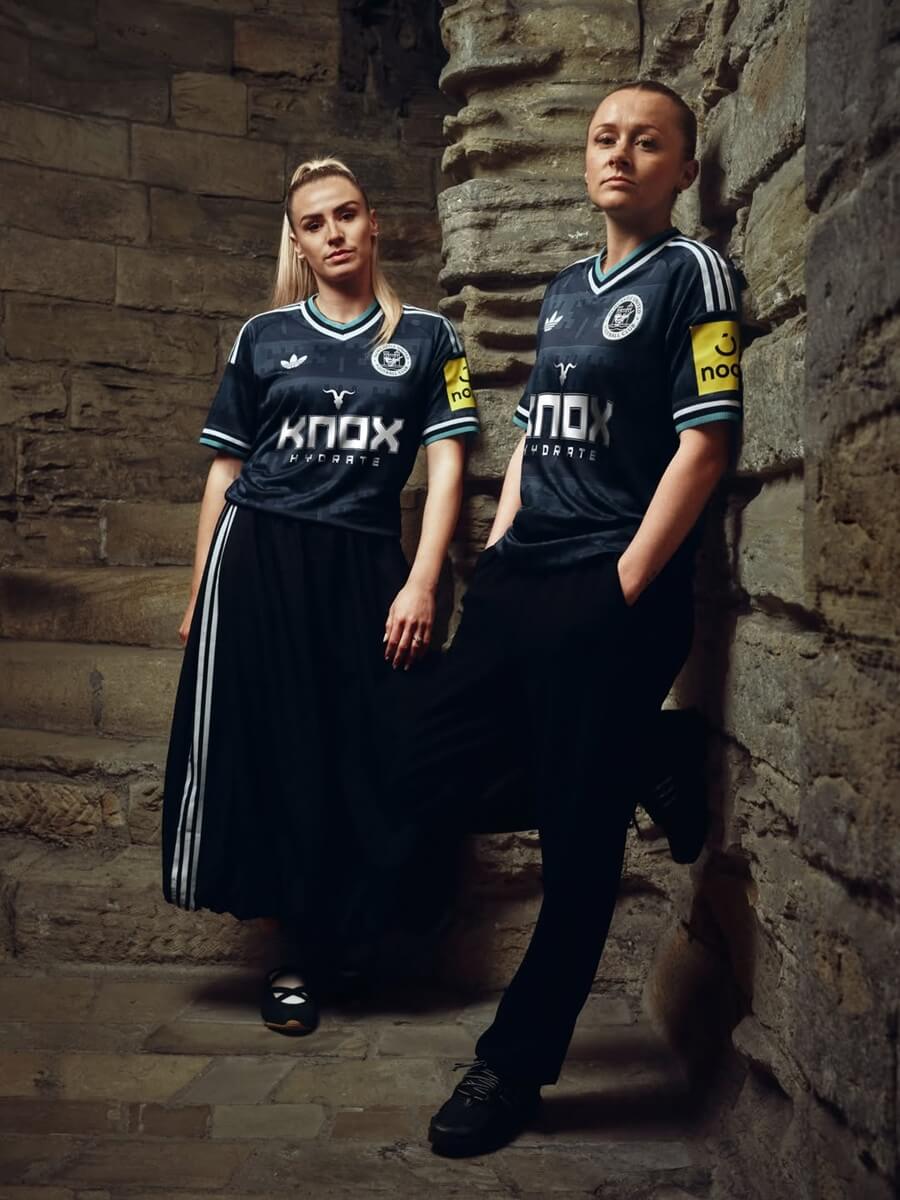 Camisa reserva do Newcastle United 2026-2027 adidas
