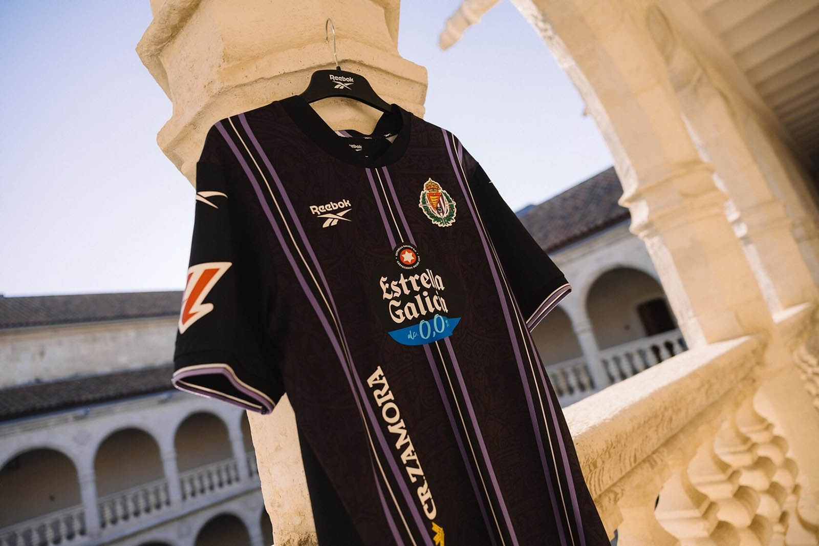 Camisa reserva do Real Valladolid 2026-2027 Reebok
