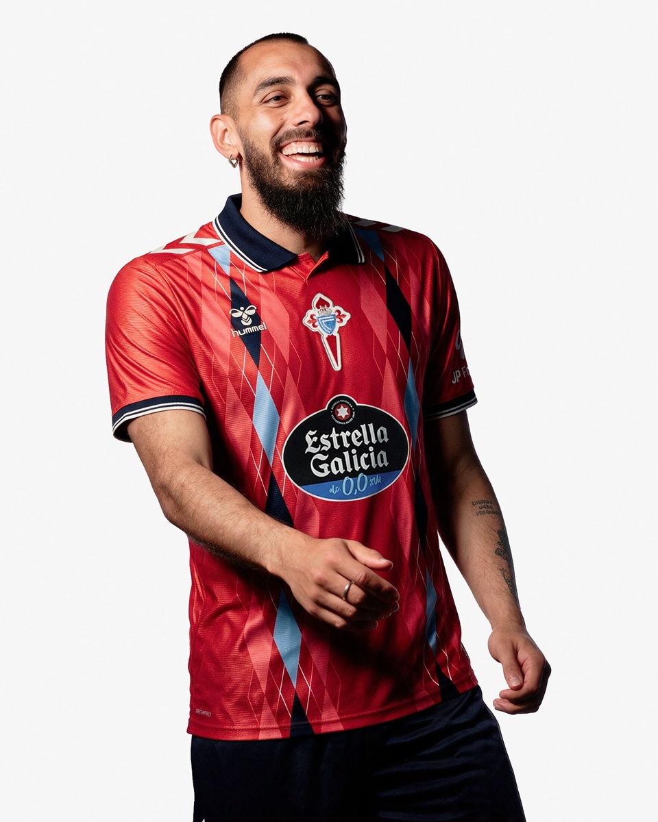 Terceira camisa do RC Celta 2026-2027 Hummel