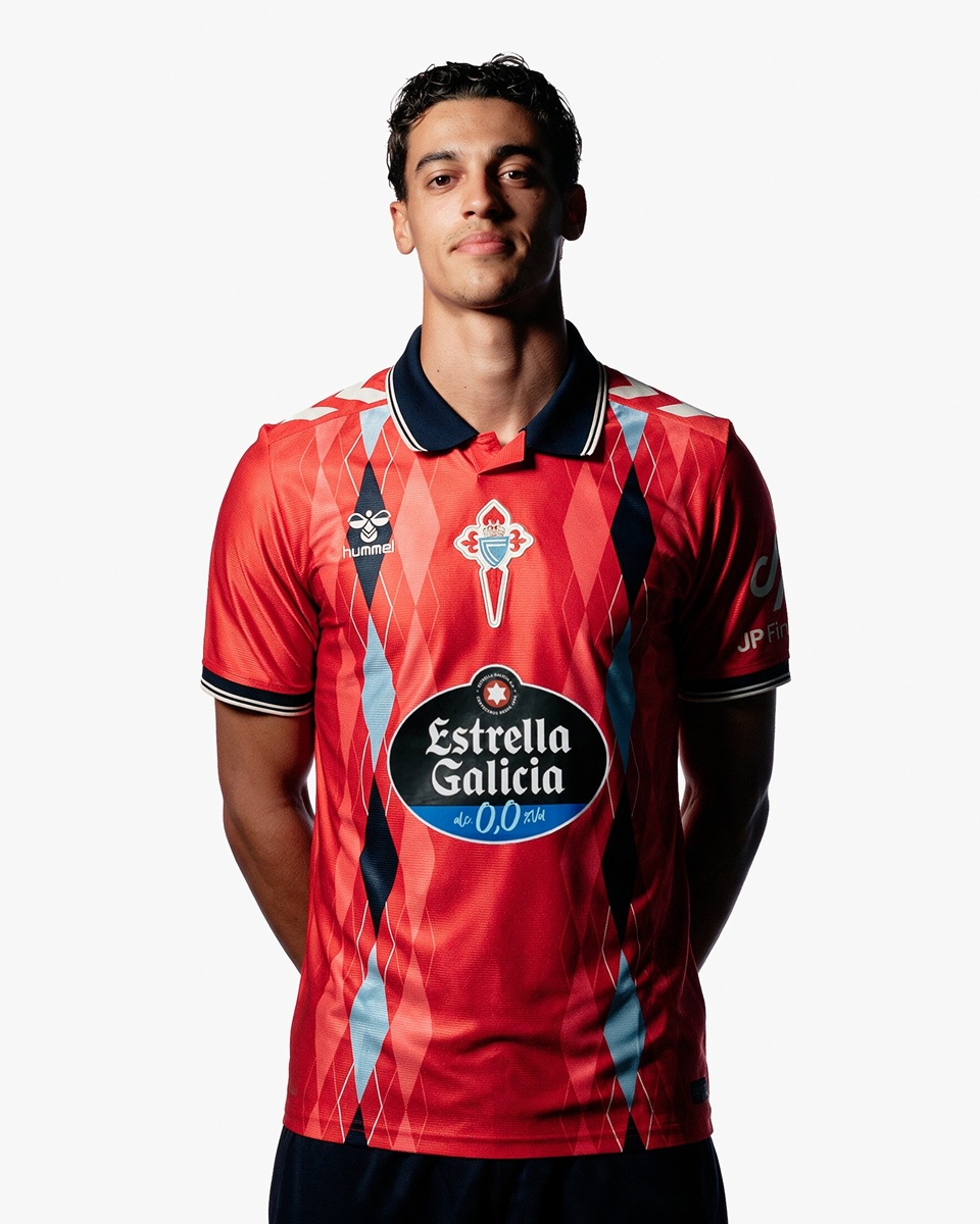 Terceira camisa do RC Celta 2026-2027 Hummel