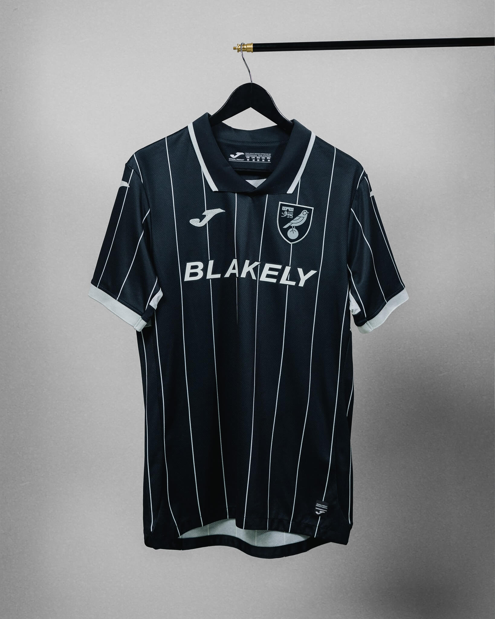 Camisa reserva do Norwich City 2026-2027 JOMA