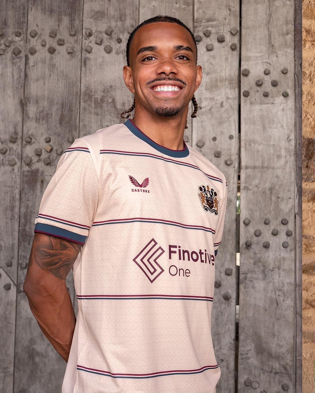 Camisa reserva do Burnley 2026-2027 Castore