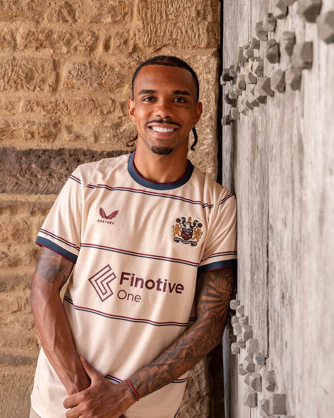 Camisa reserva do Burnley 2026-2027 Castore