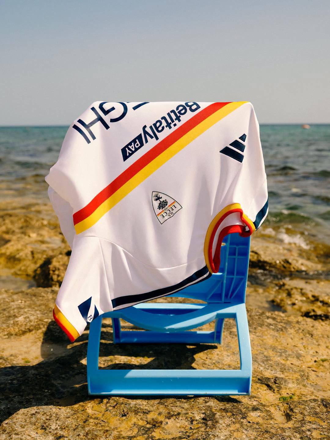 Camisa reserva do US Lecce 2026-2027 adidas