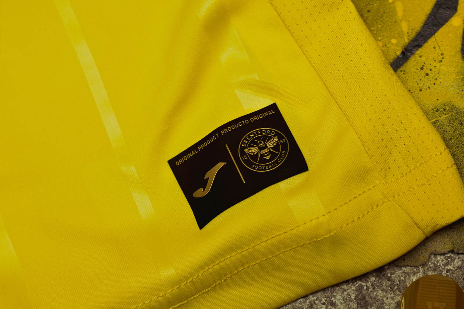 Terceira camisa do Brentford 2026-2027 JOMA