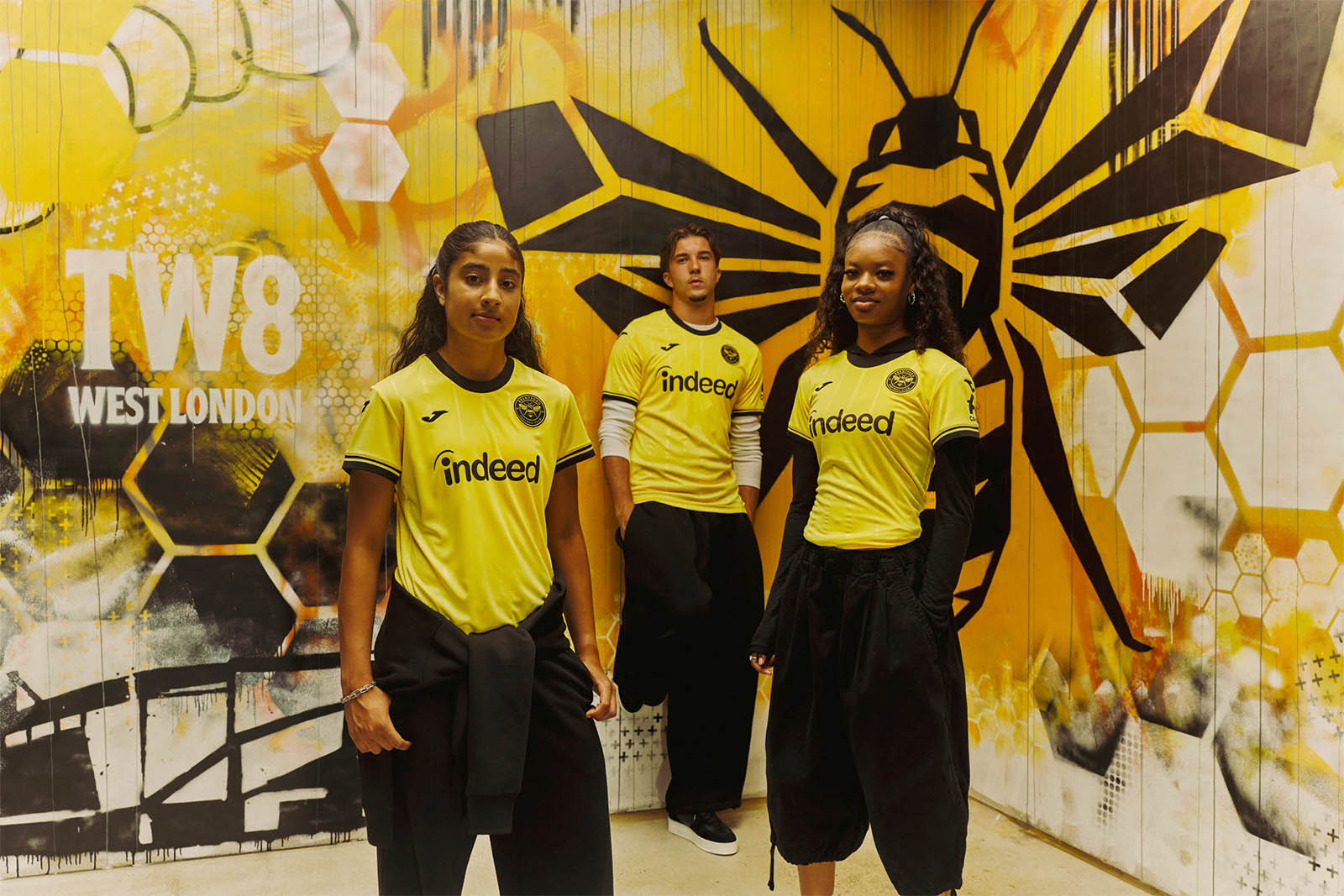 Terceira camisa do Brentford 2026-2027 JOMA