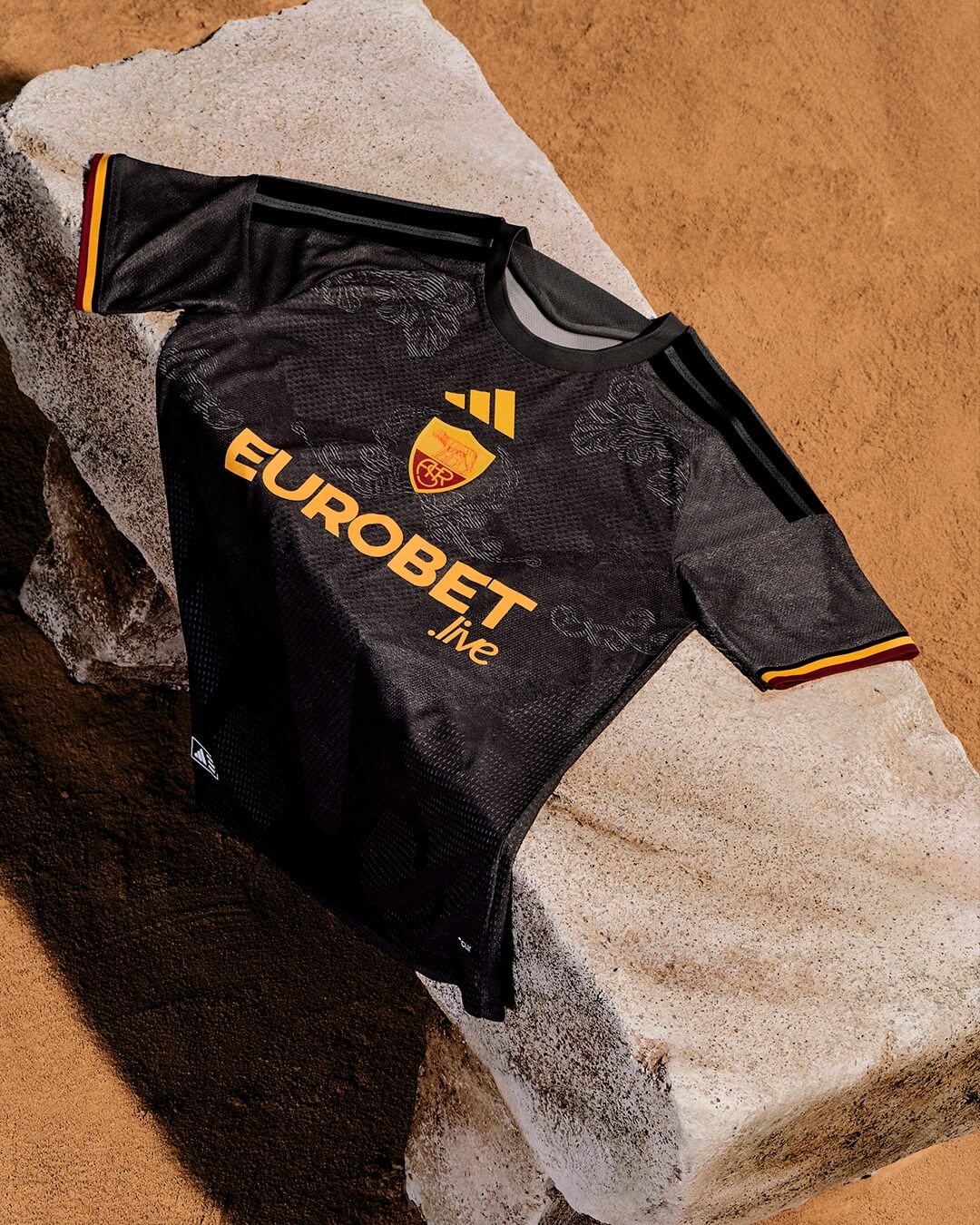 Terceira camisa do AS Roma 2026-2027 adidas