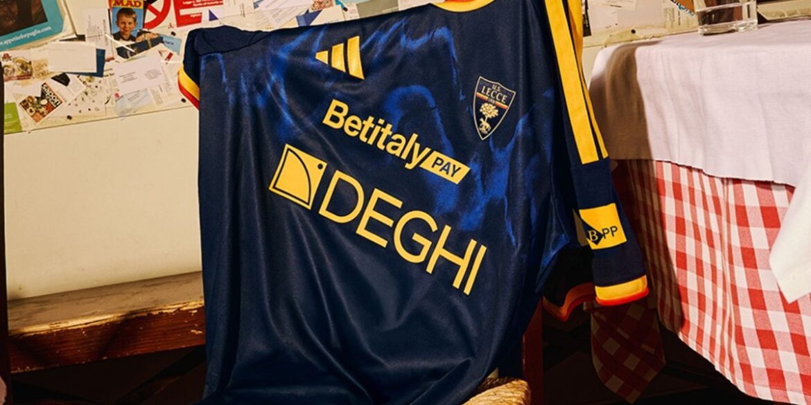 Terceira camisa da US Lecce 2026-2027 adidas