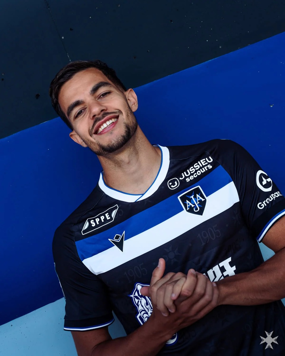 Camisa reserva do Auxerre 2026-2027 macron