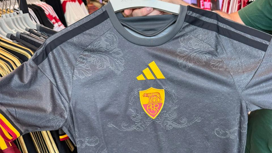 Terceira camisa da Roma 2026-2027 adidas