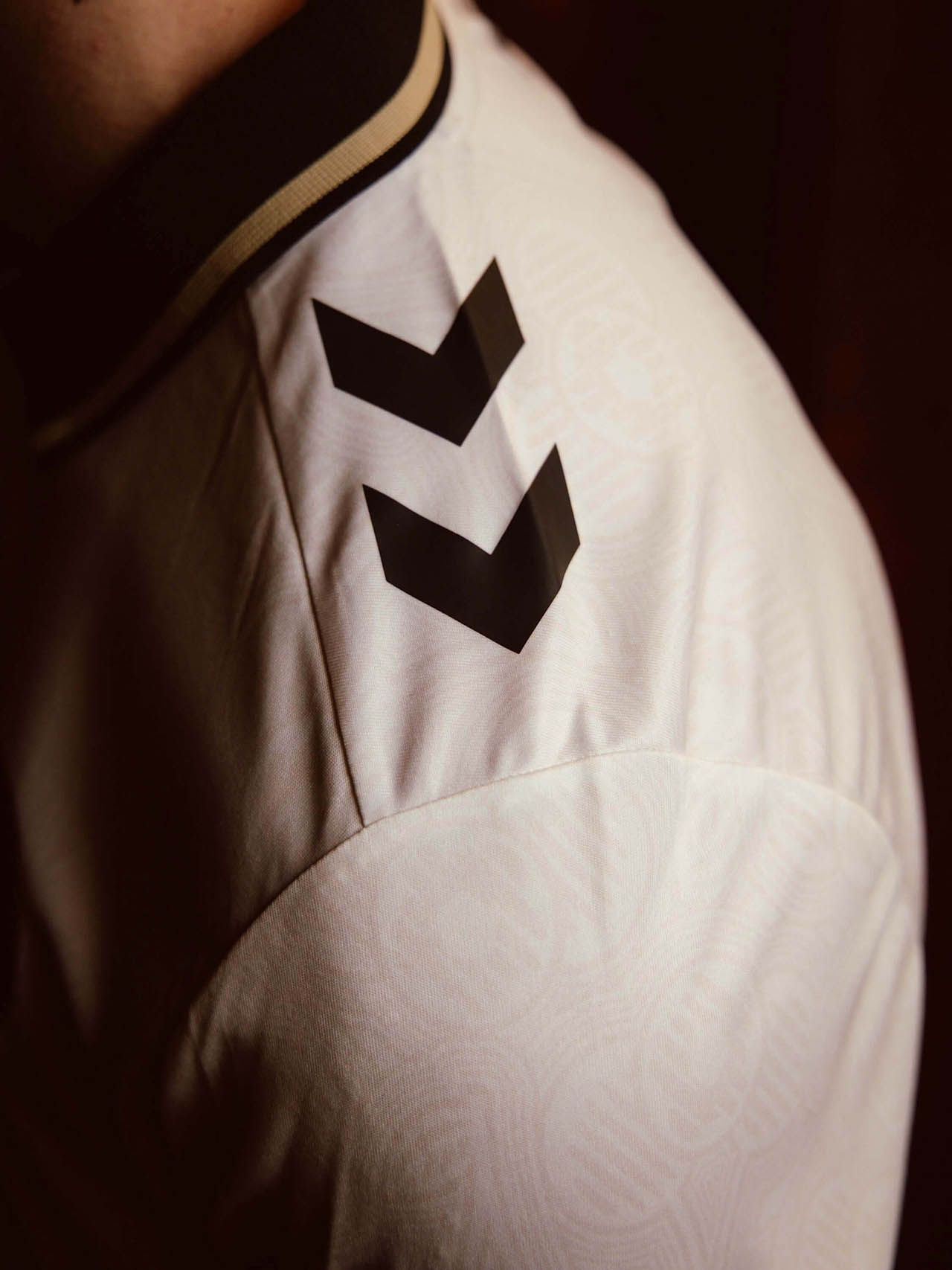 Terceira camisa do Bournemouth 2026-2027 Hummel