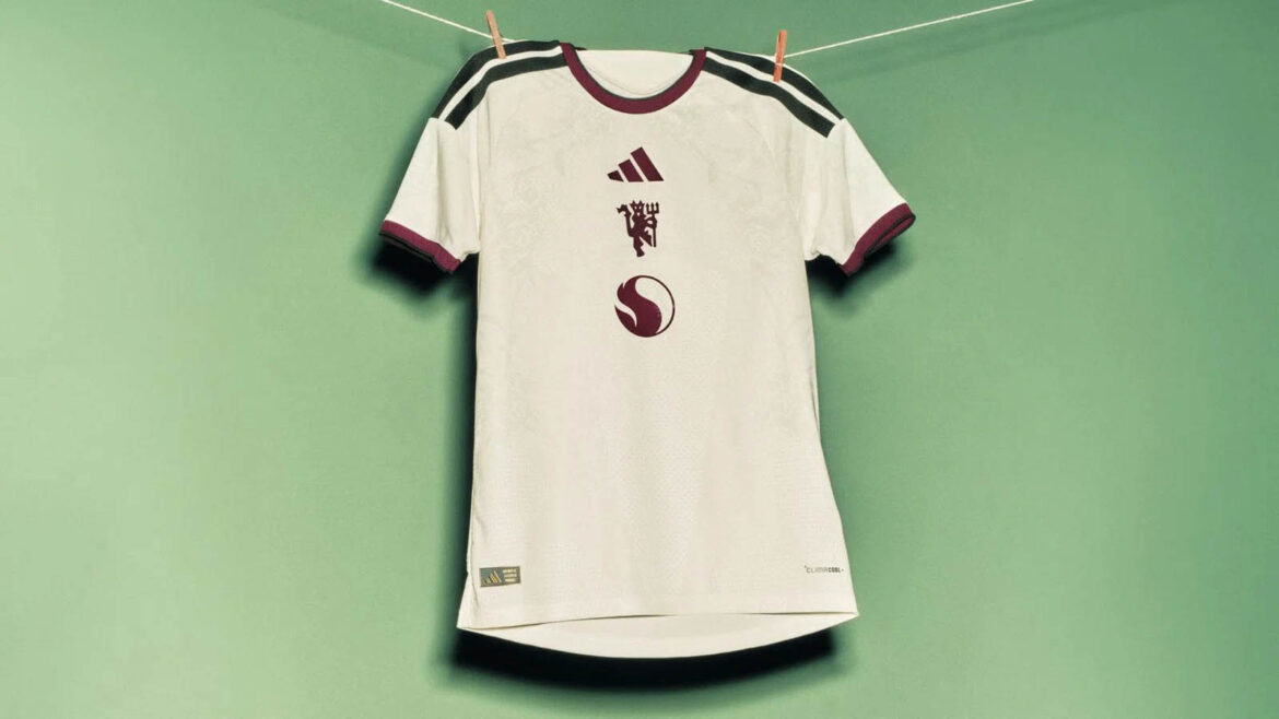 Terceira camisa do Manchester United 2026-2027 adidas